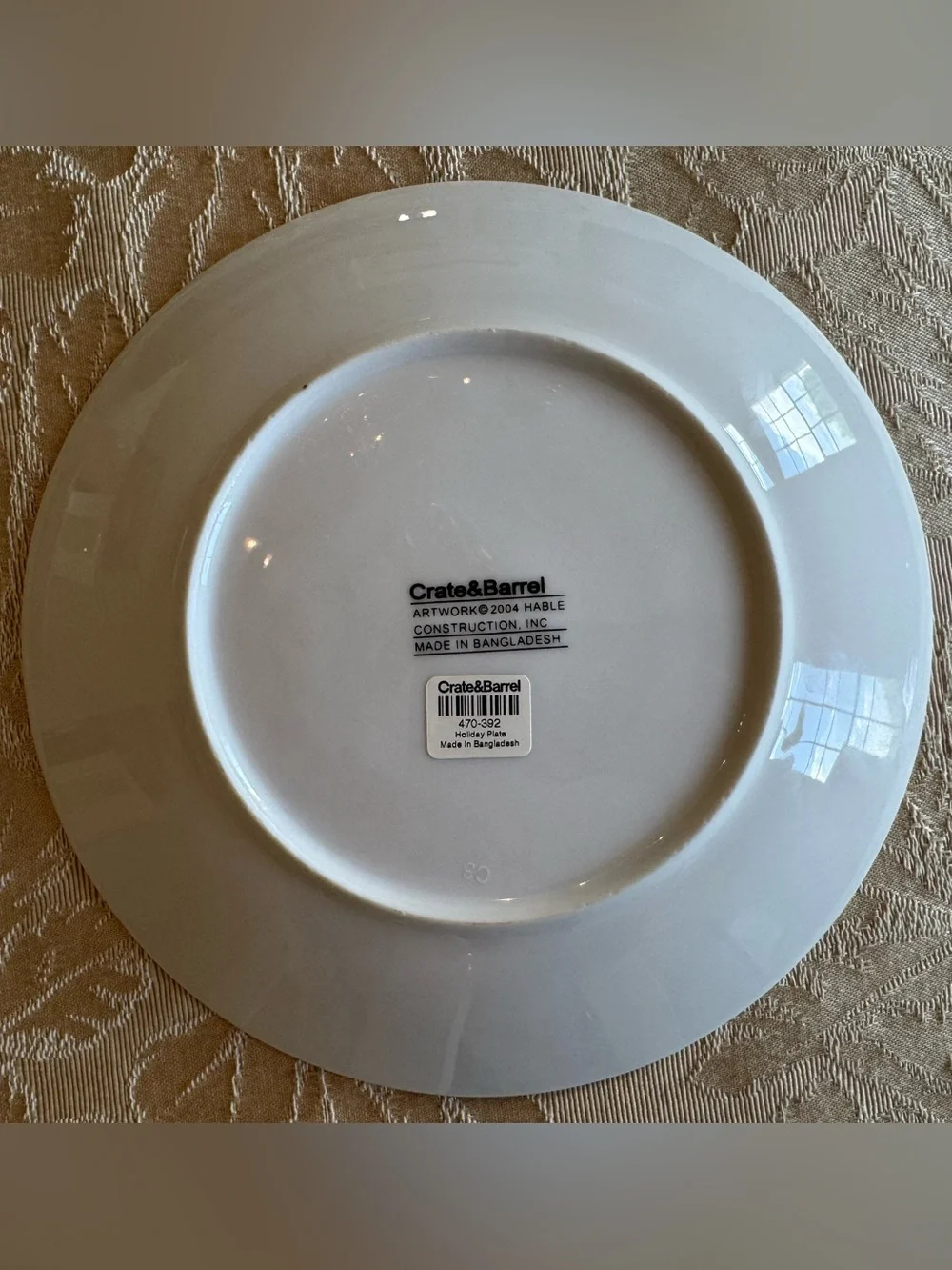 Crate & Barrel Mistletoe Holiday Plate - Set of 2 470-392